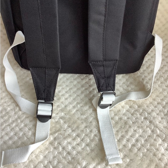 LA EXPRESS New Black Backpack with Front Pocket NWT - Picture 5 of 15